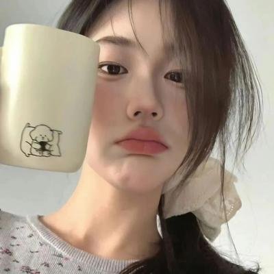 笼中女